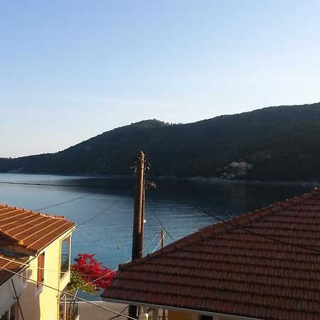 Apartament Porto Poros Mikros Gialos Zewnętrze zdjęcie