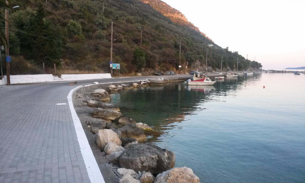 Apartament Porto Poros Mikros Gialos Zewnętrze zdjęcie