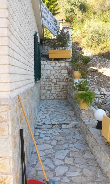 Apartament Porto Poros Mikros Gialos Zewnętrze zdjęcie