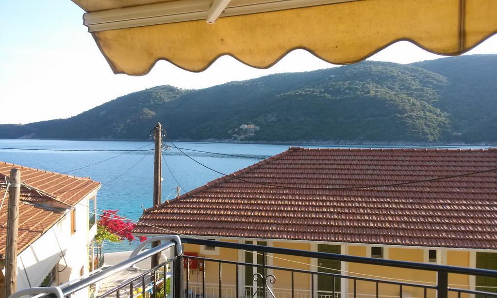 Apartament Porto Poros Mikros Gialos Zewnętrze zdjęcie