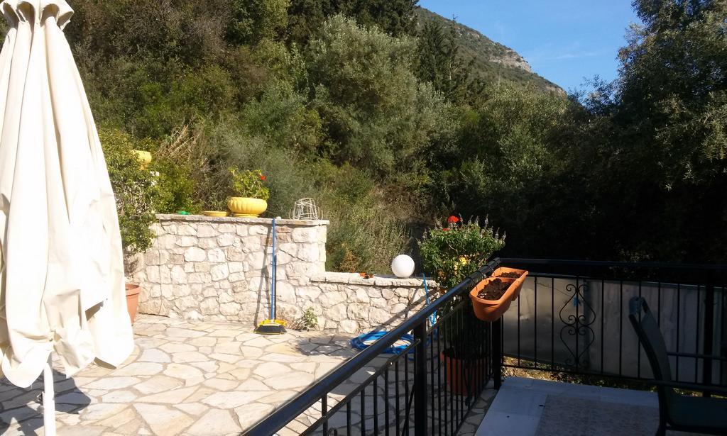 Apartament Porto Poros Mikros Gialos Zewnętrze zdjęcie