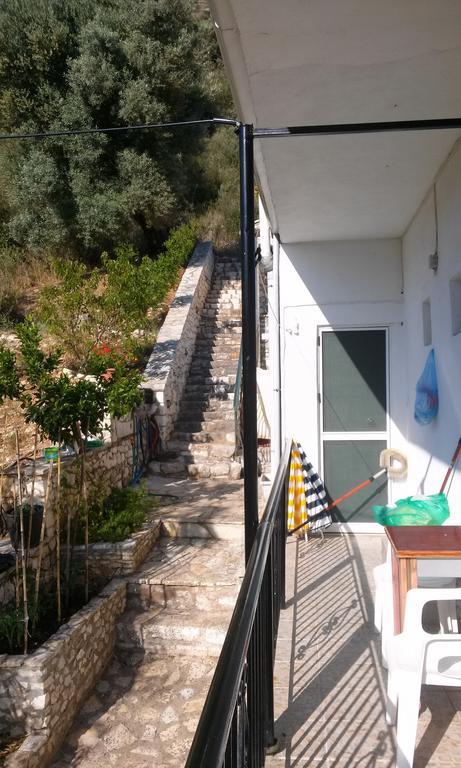 Apartament Porto Poros Mikros Gialos Zewnętrze zdjęcie