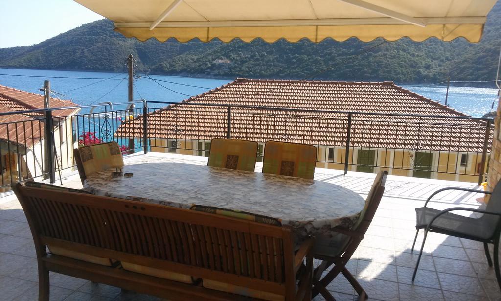 Apartament Porto Poros Mikros Gialos Zewnętrze zdjęcie