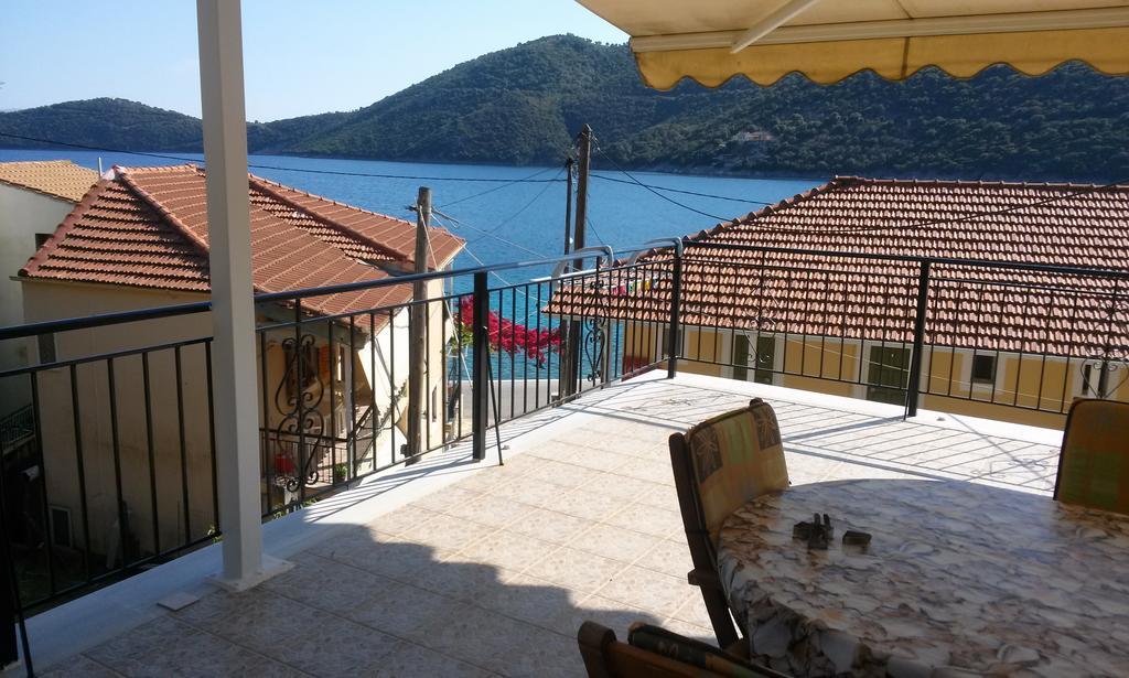 Apartament Porto Poros Mikros Gialos Zewnętrze zdjęcie