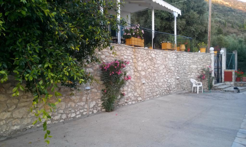 Apartament Porto Poros Mikros Gialos Zewnętrze zdjęcie